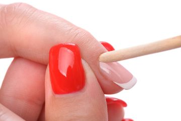 Palitação nas unhas – como remover os borrados de forma prática e sem danificar a esmaltação
