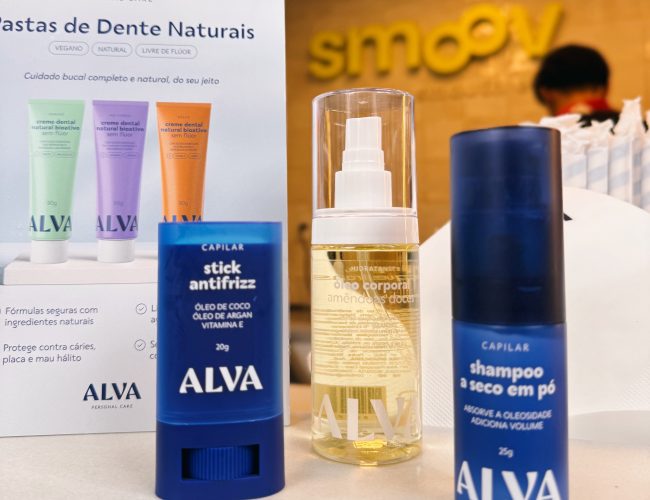 Influencers, smoothie azul e um locker surpresa: Alva e Smoov criam ação que mistura cuidado e criatividade