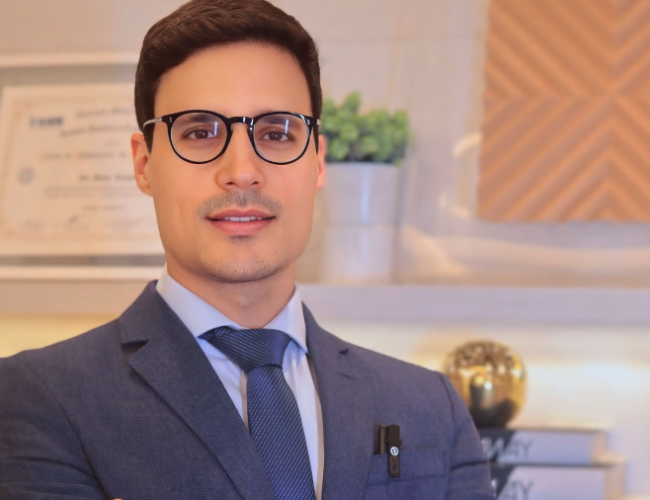 Abdominoplastia HD, Lipoaspiração e Mais: Os Procedimentos de Destaque com Dr. Adriano Fernandes