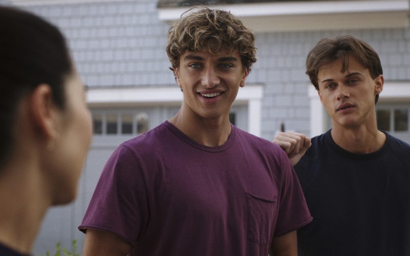 Um Verão Inesquecível: Celebridades escolhem entre Team Conrad e Team Jeremiah