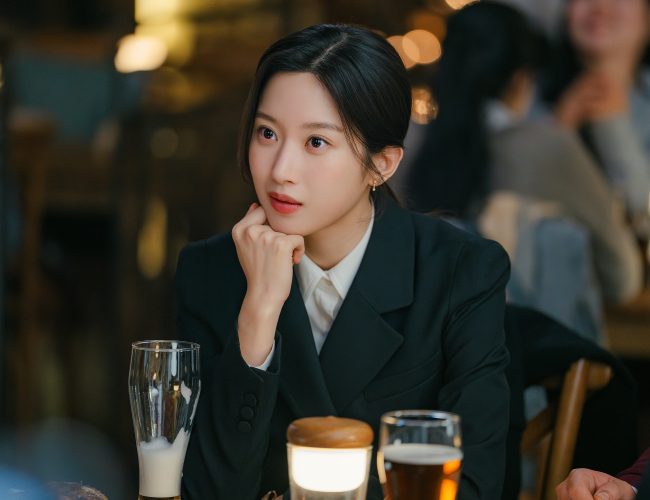 Mun Ka-young revela o motivo por trás de seu título de rainha dos k-dramas