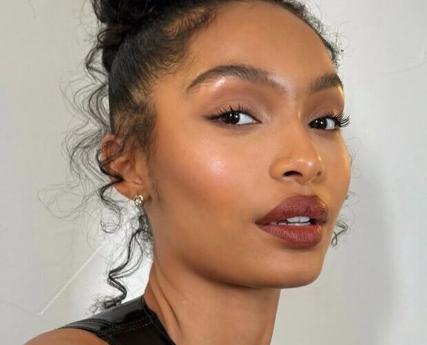 6 sugestões de penteados simples para arrasar no Réveillon à beira mar