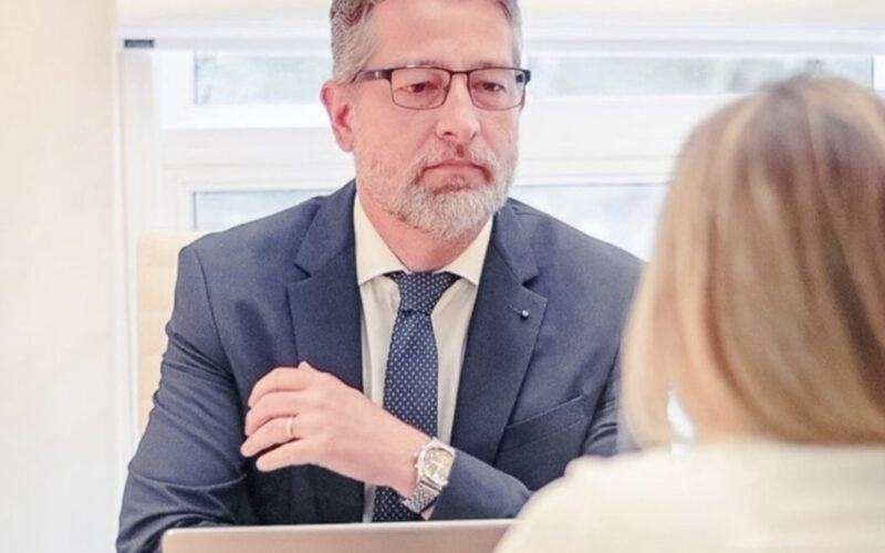 Cirurgia plástica moderna: resultados naturais, planejamento e segurança