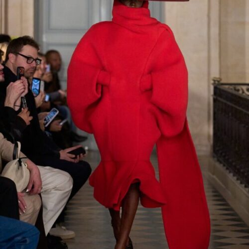 Jacquemus apresenta coleção de inverno 2026