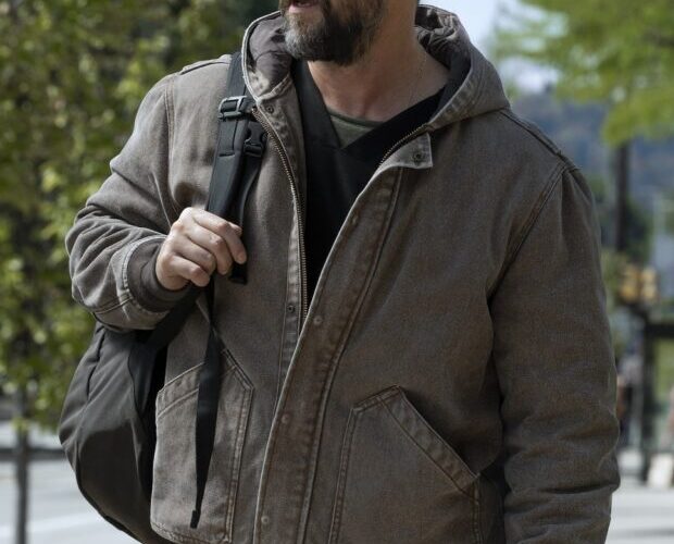 Nova temporada de The Pitt mantém o ritmo intenso da primeira.