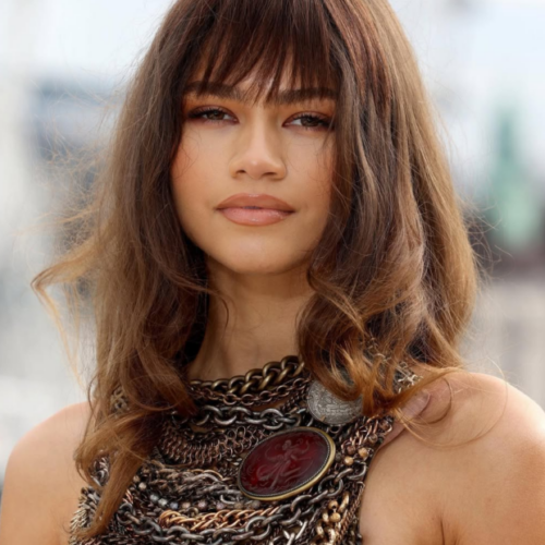 Diversos estilos de franja para você experimentar no seu próximo corte de cabelo