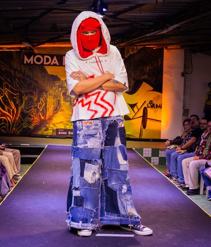 Moda e Arte nas Ruas: Um Tributo à Criatividade das Periferias