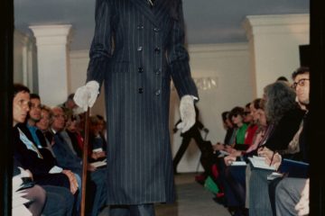 Compilação celebra mais de cinquenta anos de desfiles icônicos de Ralph Lauren