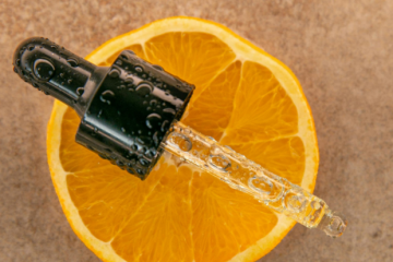 Vitamina C: dicas para selecionar a ideal para sua rotina de cuidados com a pele