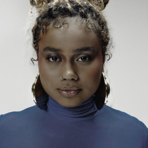 Melly apresenta seu novo álbum: “Mais forte que a dúvida