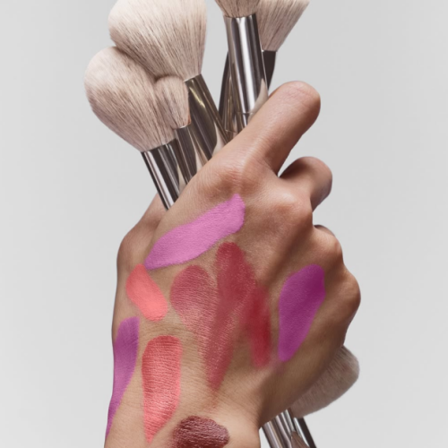Os melhores blushes em stick: os favoritos dos profissionais de maquiagem