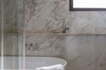 11 maneiras criativas de incorporar mármore na decoração do banheiro