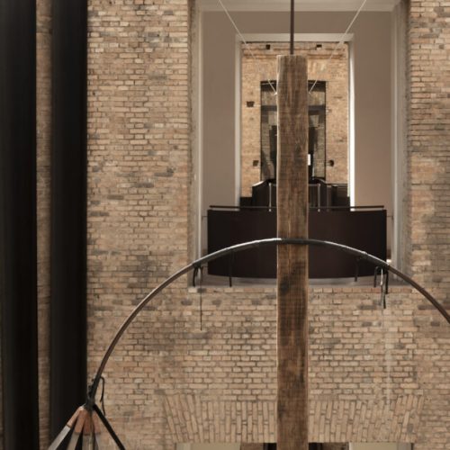 Luana Vitra apresenta a obra “Bandeira Branca” na Pinacoteca de São Paulo