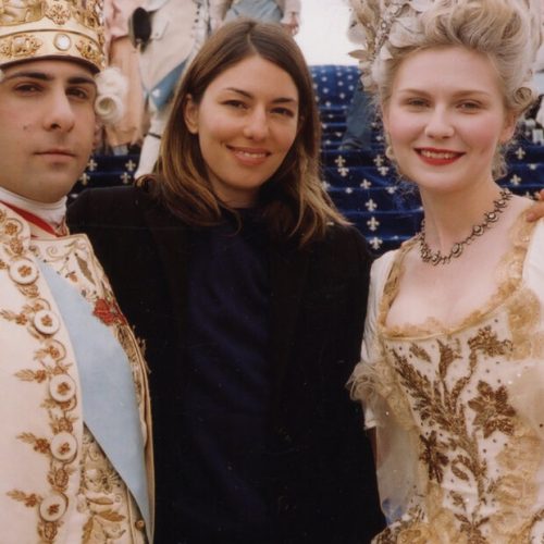 Vinte Anos de “Maria Antonieta”: Sofia Coppola Celebra com Livro, Exposição e Documentário