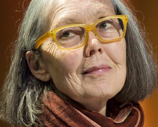 Anne Carson é a nova laureada com o Nobel de Literatura